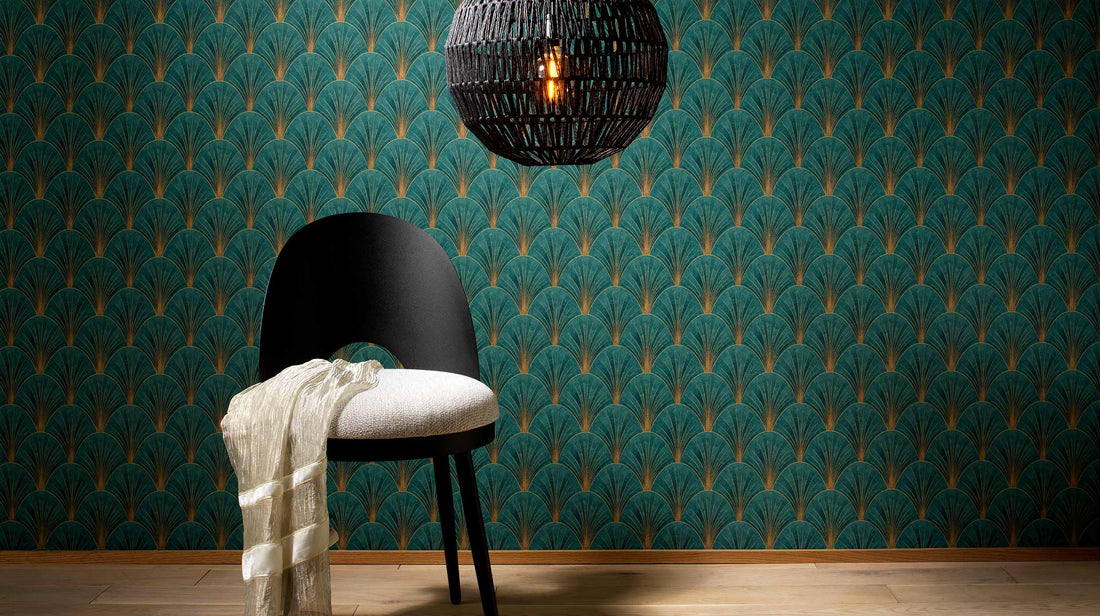 Erismann Elle Decoration light Art Deco fan wallpaper in soft white and beige tones